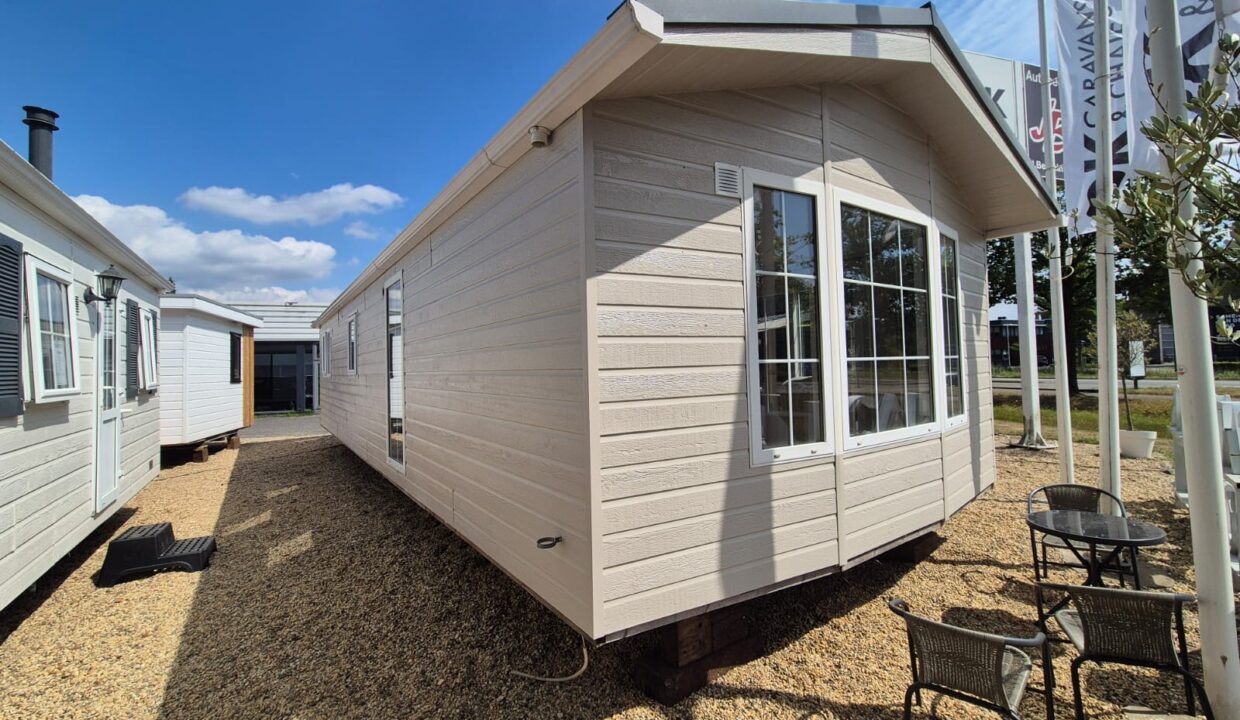 b966c7ee-652c-4b83-a312-3bb91ab6a9fc